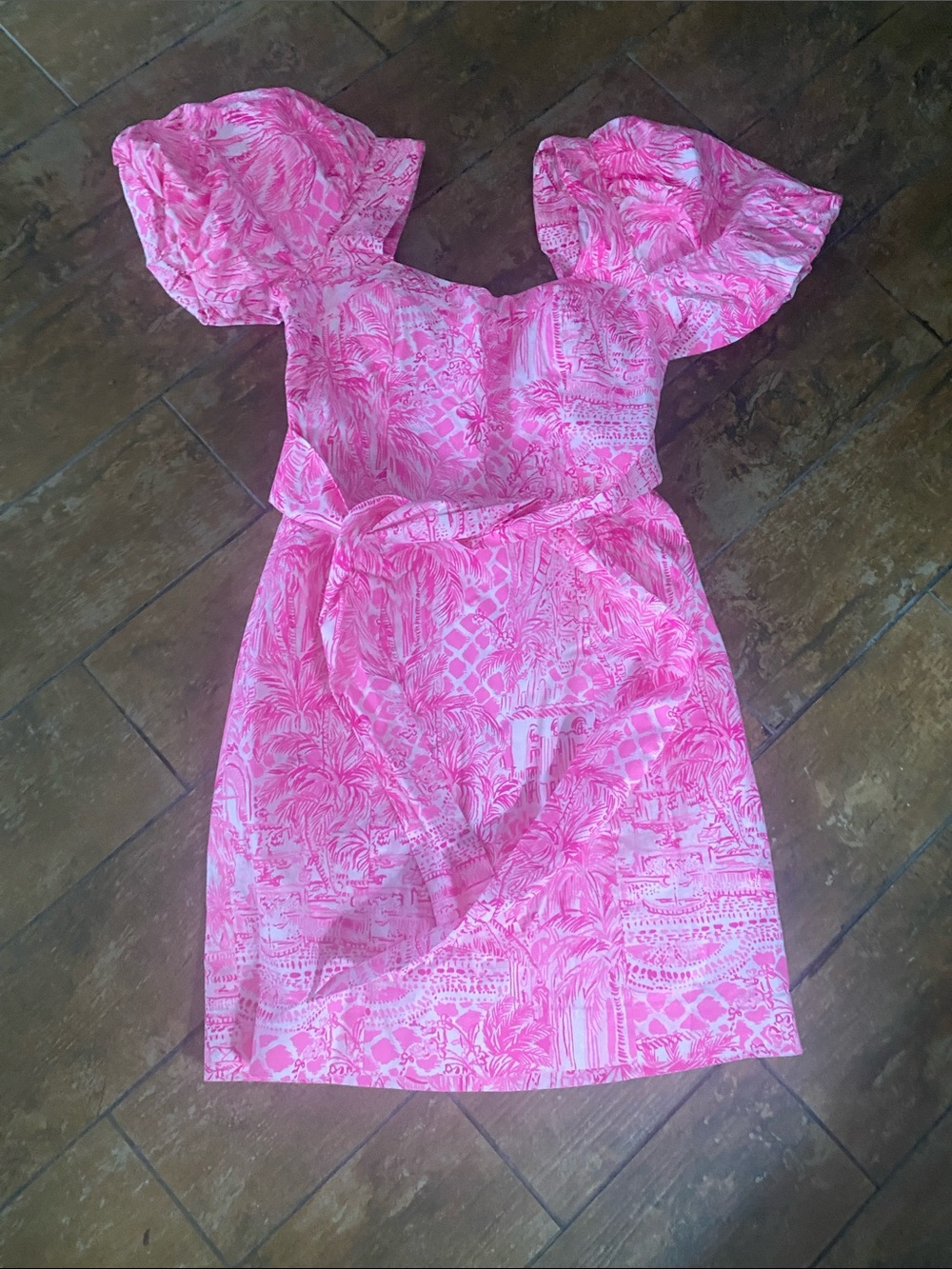 Lilly Pulitzer Pink Printed Puff-Sleeve Dress. Size 4. Excellent Condition.